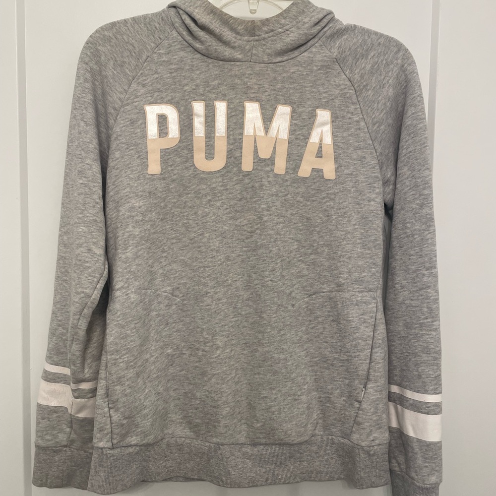 Puma hoodie with pockets